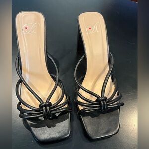 Elegant Black Strappy Women's Heels
